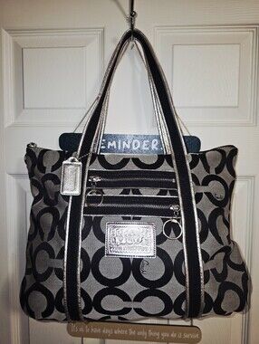 Coach Poppy Op Art Glam Tote